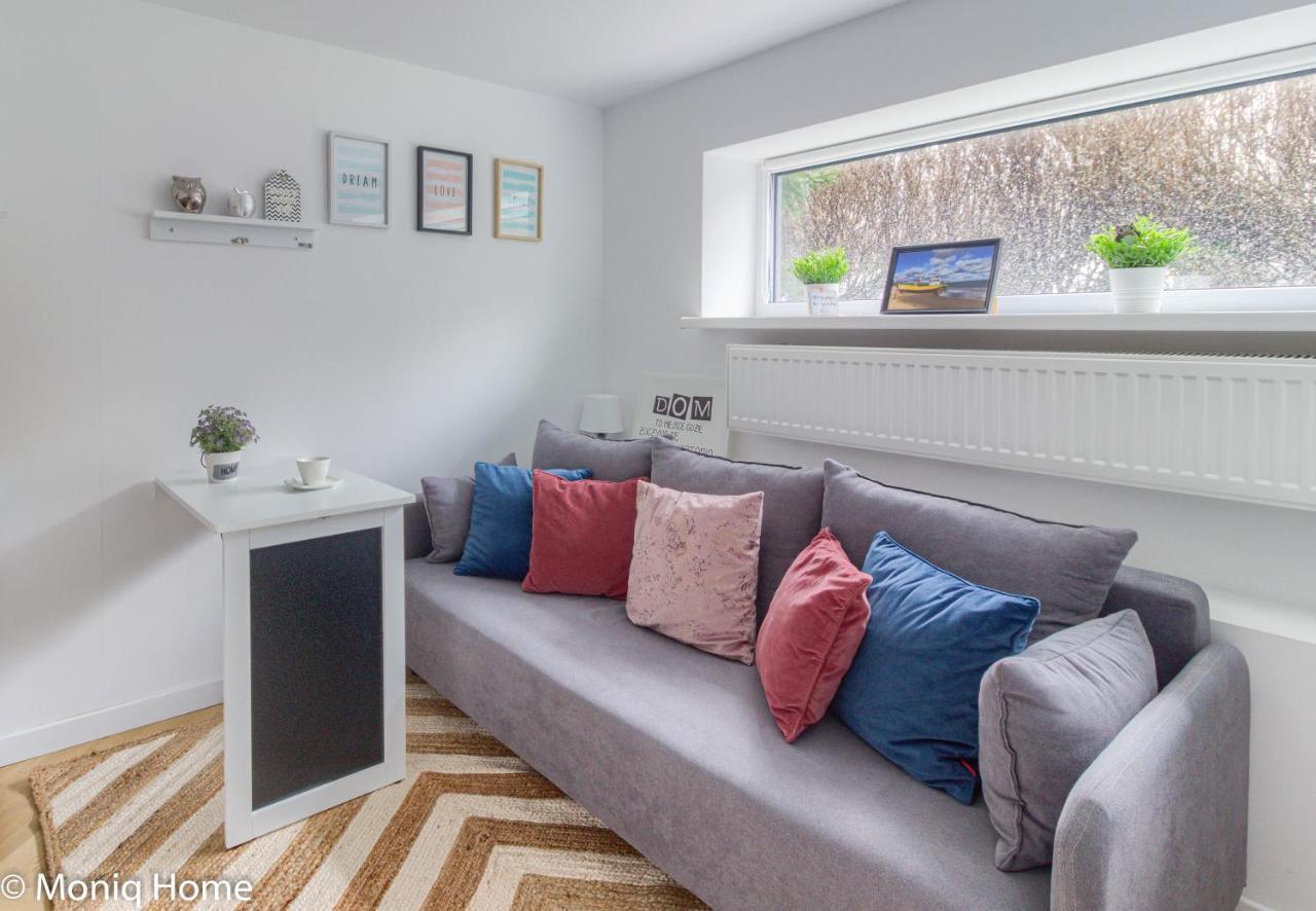 M&R Apartament Smart&Bright Batorego 16, Netflix, Free Wifi, Metro I Park Pole Mokotowskie, Stodola, Self Check-In, 5 Minut Od Centrum Varşova Dış mekan fotoğraf