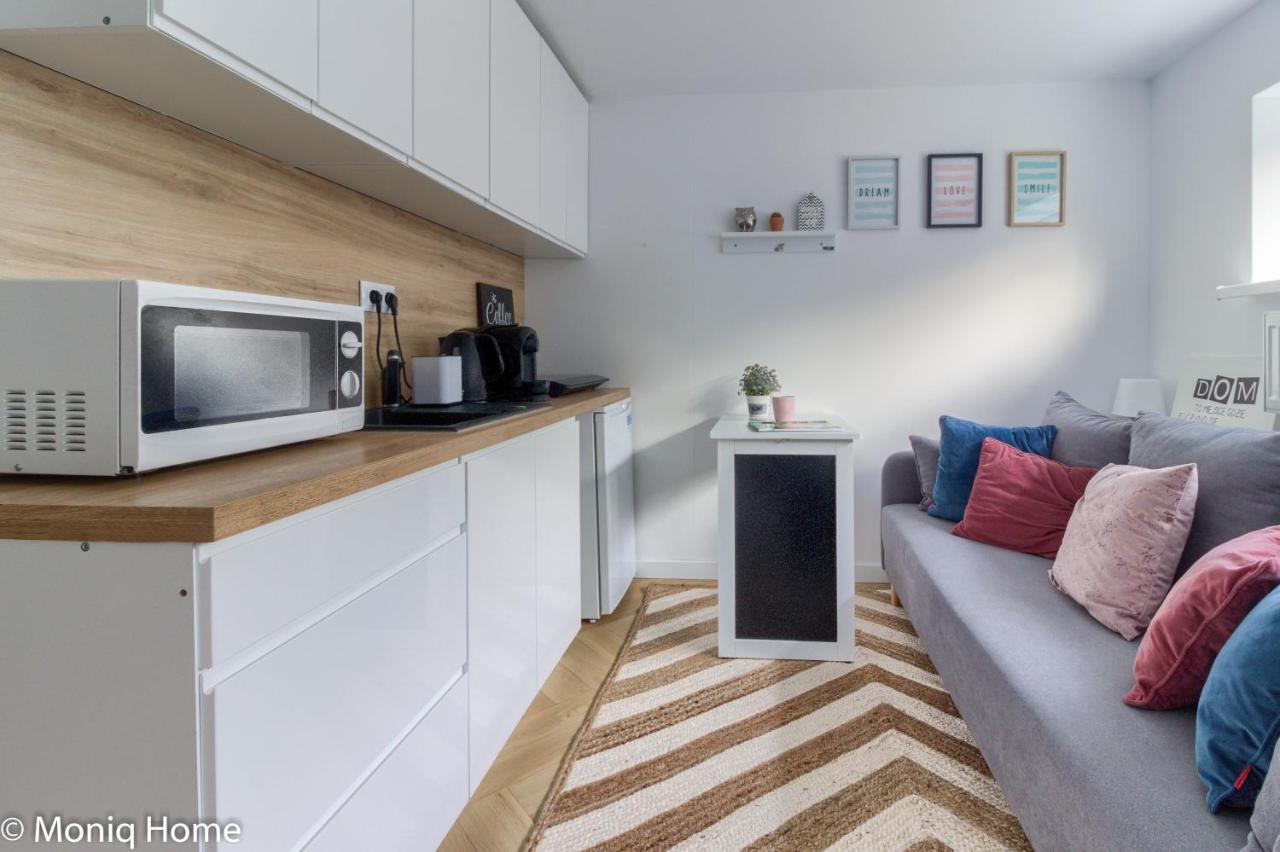 M&R Apartament Smart&Bright Batorego 16, Netflix, Free Wifi, Metro I Park Pole Mokotowskie, Stodola, Self Check-In, 5 Minut Od Centrum Varşova Dış mekan fotoğraf